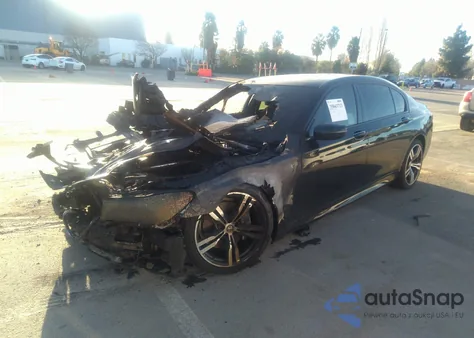 2019 BMW 740I из США, поврежденный, VIN WBA7E2C54KB218563